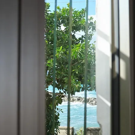 Riflesso Del Mare Pizzo (Calabria)